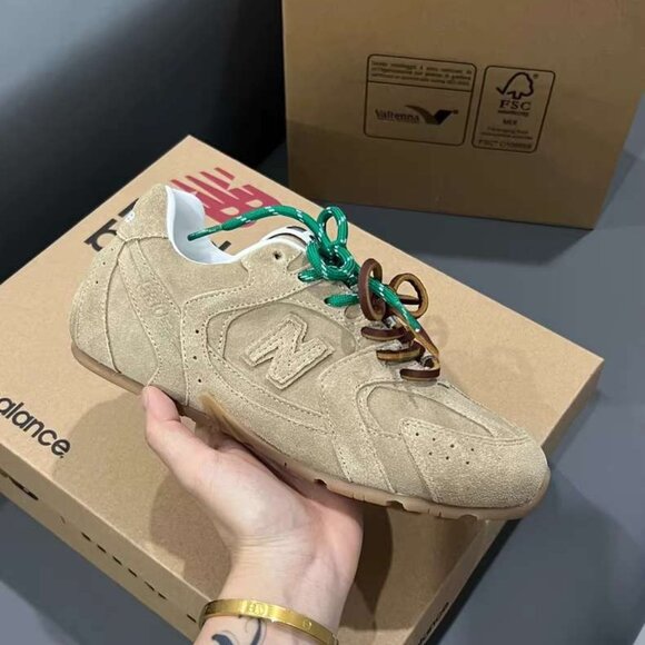 NWB Miu Miu x New Balance 530 SL Sneakers - Picture 3 of 7